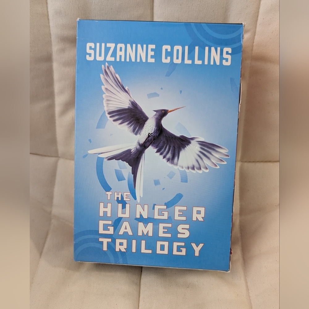 The Hunger Games Trilogy by Suzanne Collins Boxed Set